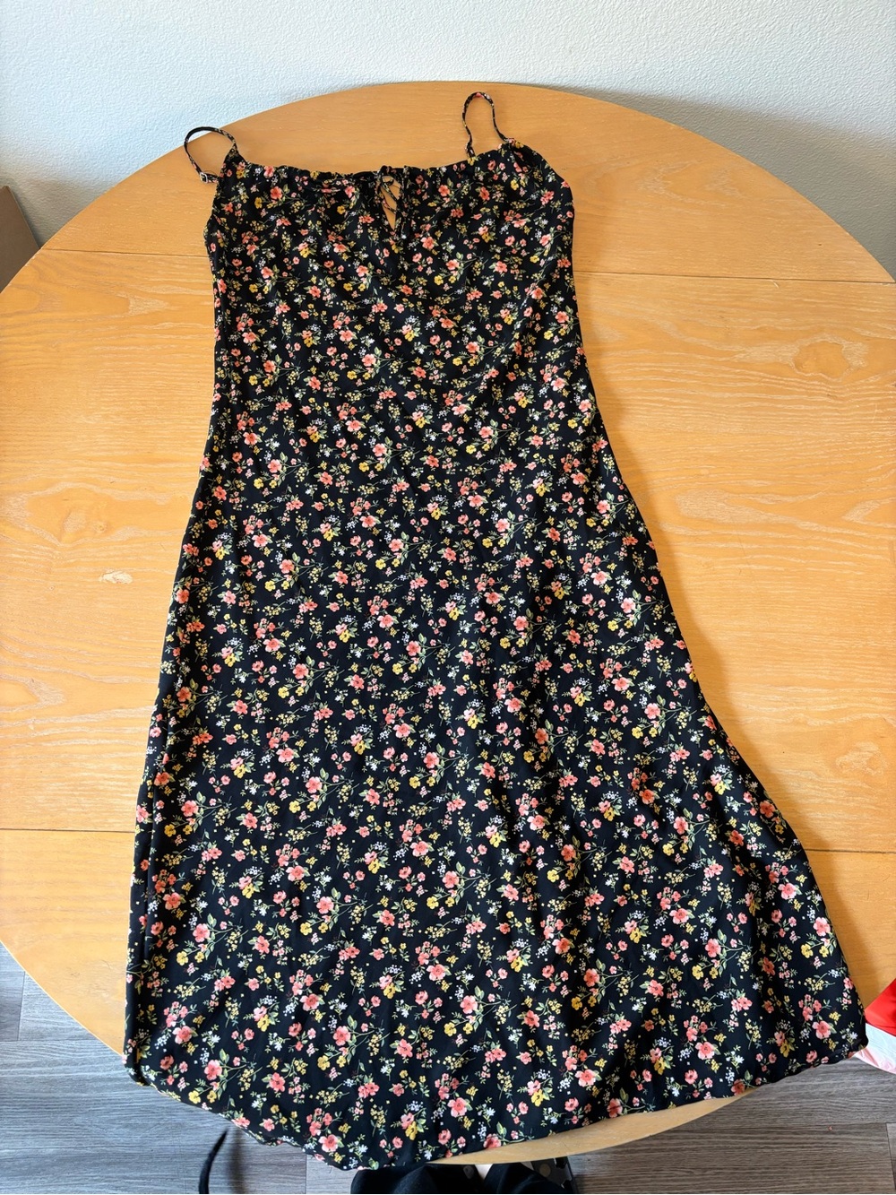 Forever 21 Black Floral Midi Dress